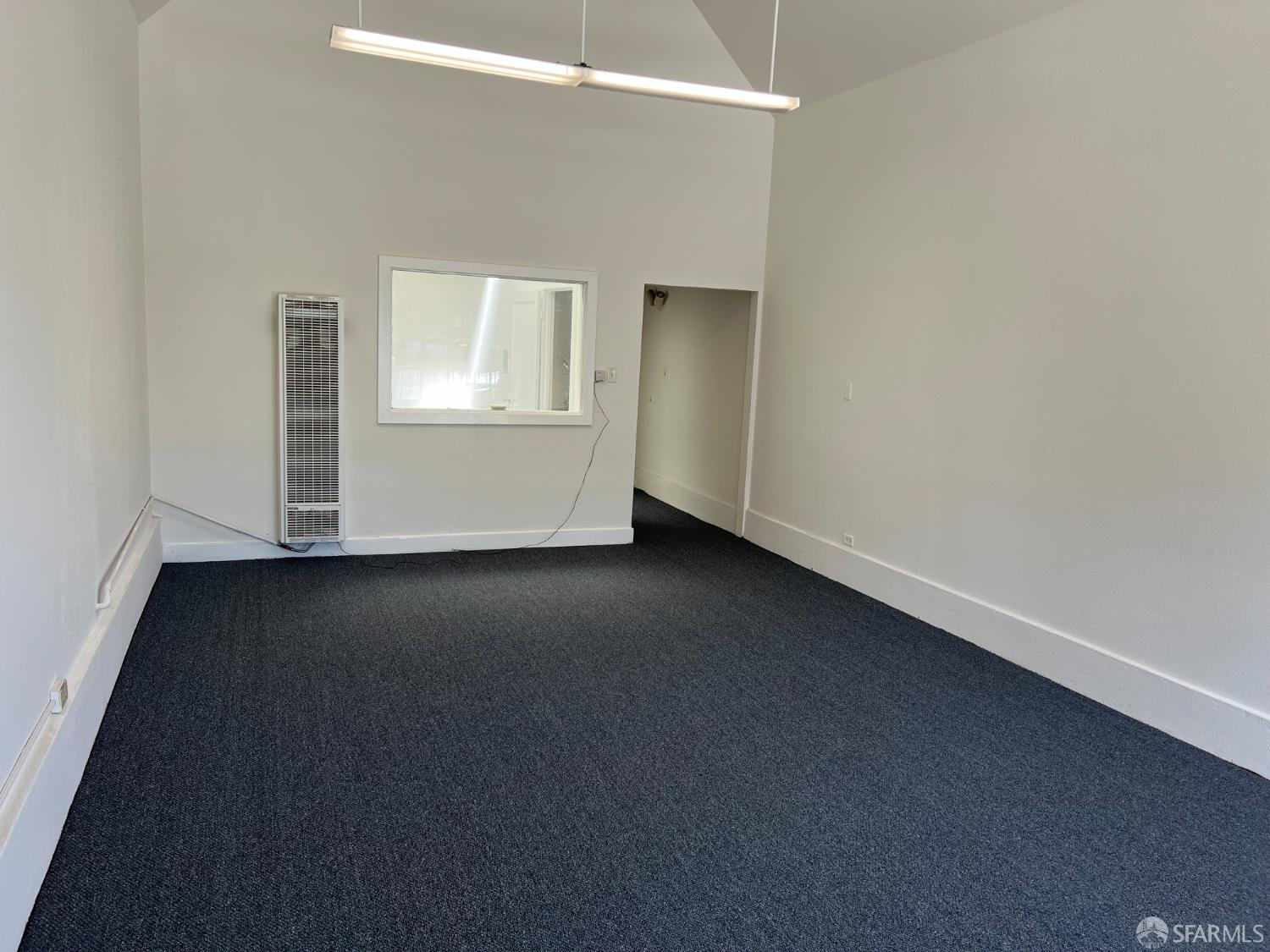 Detail Gallery Image 3 of 11 For 5842 Geary Blvd, San Francisco,  CA 94123 - – Beds | – Baths