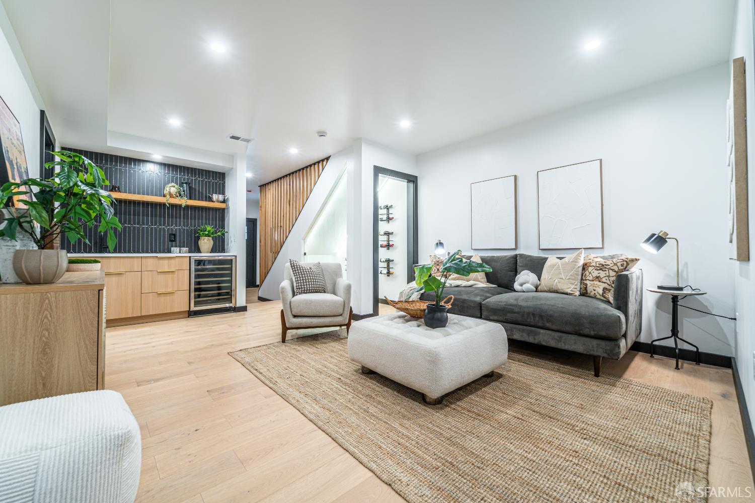 Detail Gallery Image 2 of 85 For 165 Valparaiso St, San Francisco,  CA 94133 - 4 Beds | 3 Baths