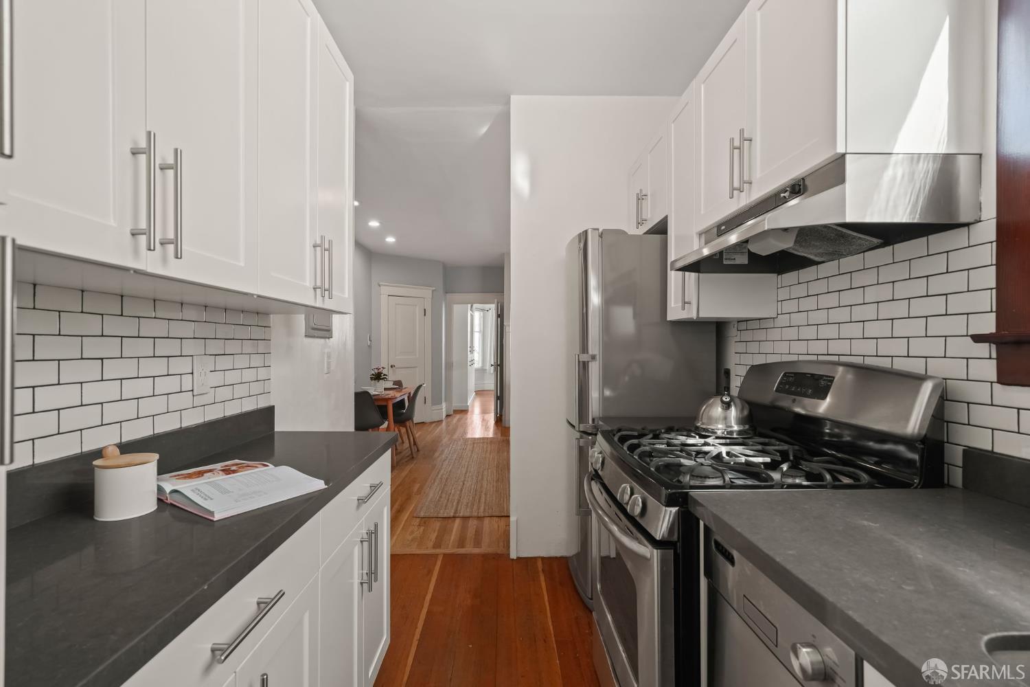 Detail Gallery Image 9 of 14 For 1155 Pine St #6,  San Francisco,  CA 94109 - 1 Beds | 1 Baths