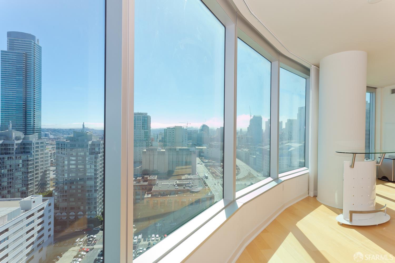 Detail Gallery Image 2 of 34 For 301 Main St 25f,  San Francisco,  CA 94105 - 2 Beds | 2 Baths