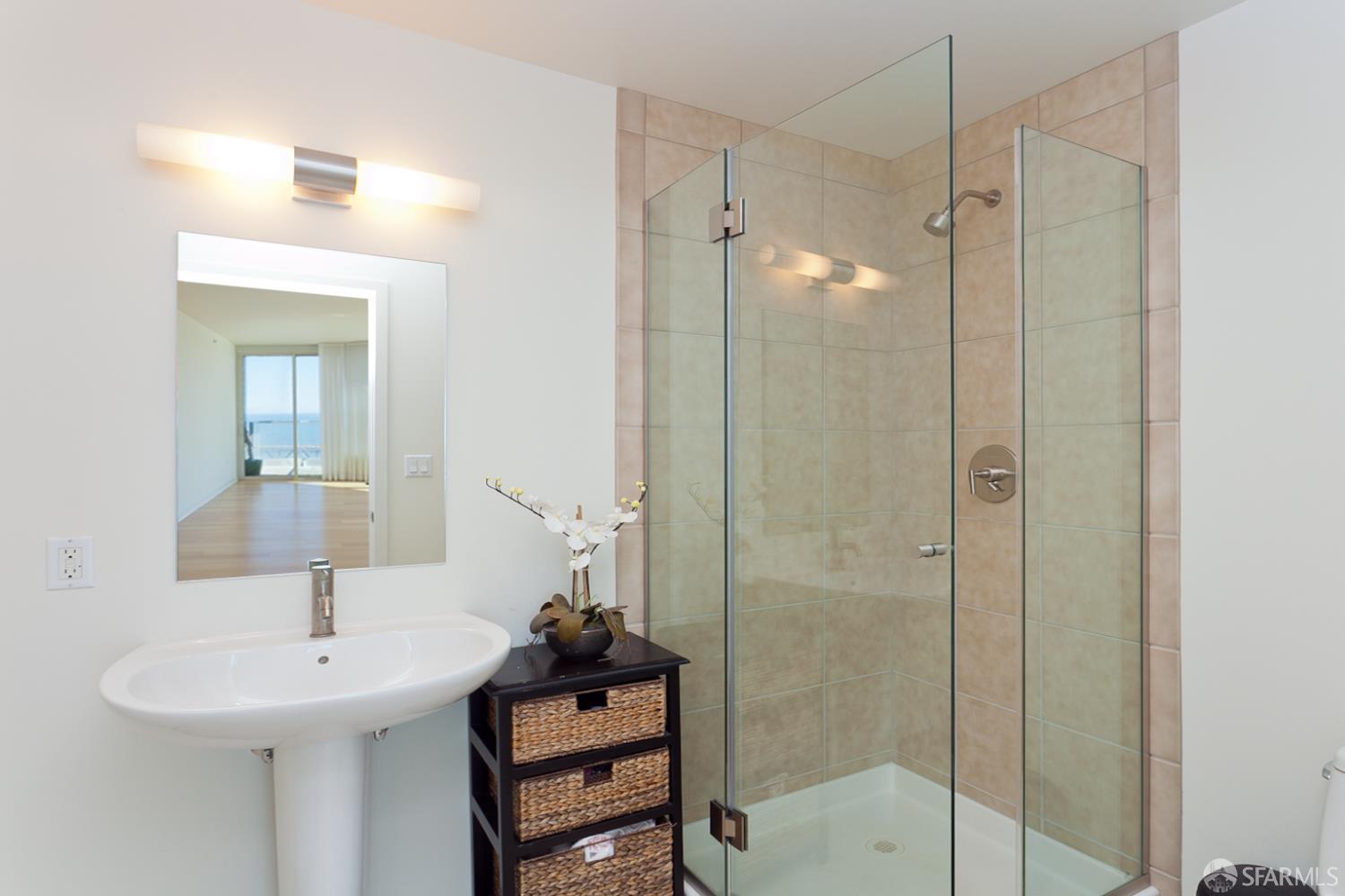 Detail Gallery Image 10 of 34 For 301 Main St 25f,  San Francisco,  CA 94105 - 2 Beds | 2 Baths