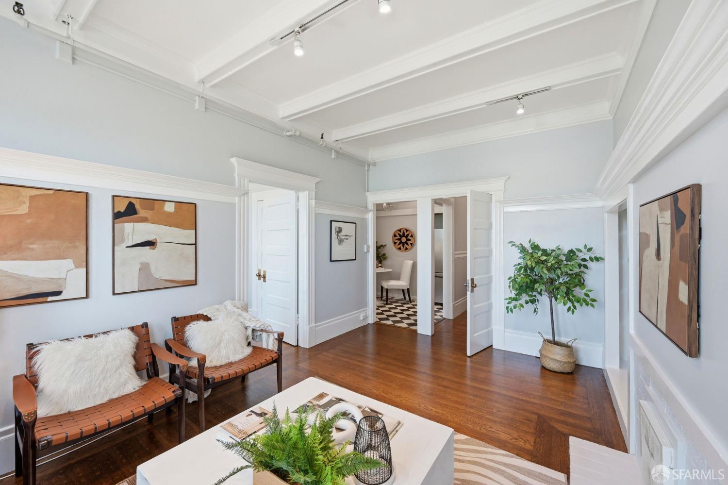 Photo #3: 426108134 Listing: Photo #3