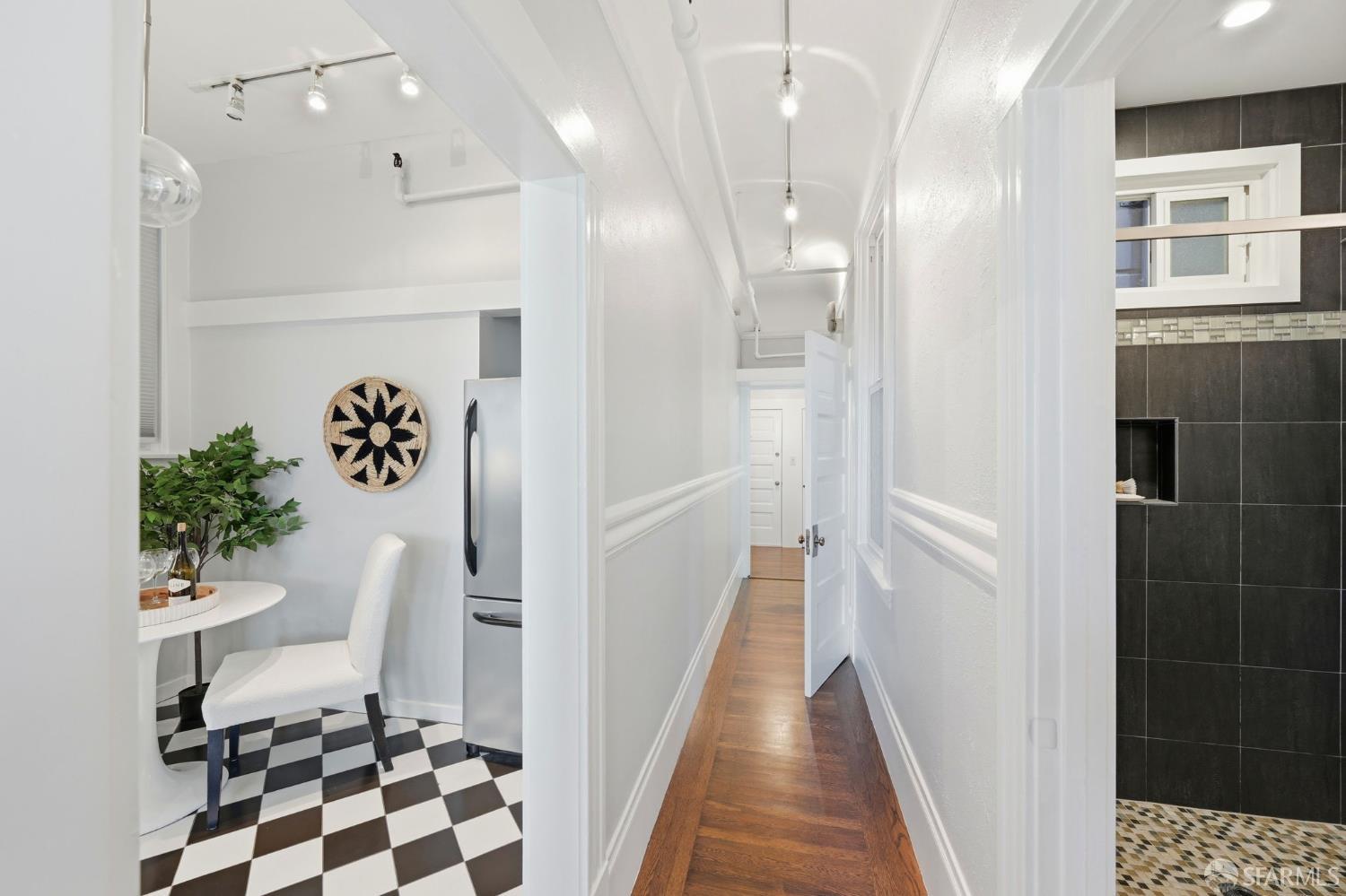 Photo #21: 426108134 Listing: Photo #21