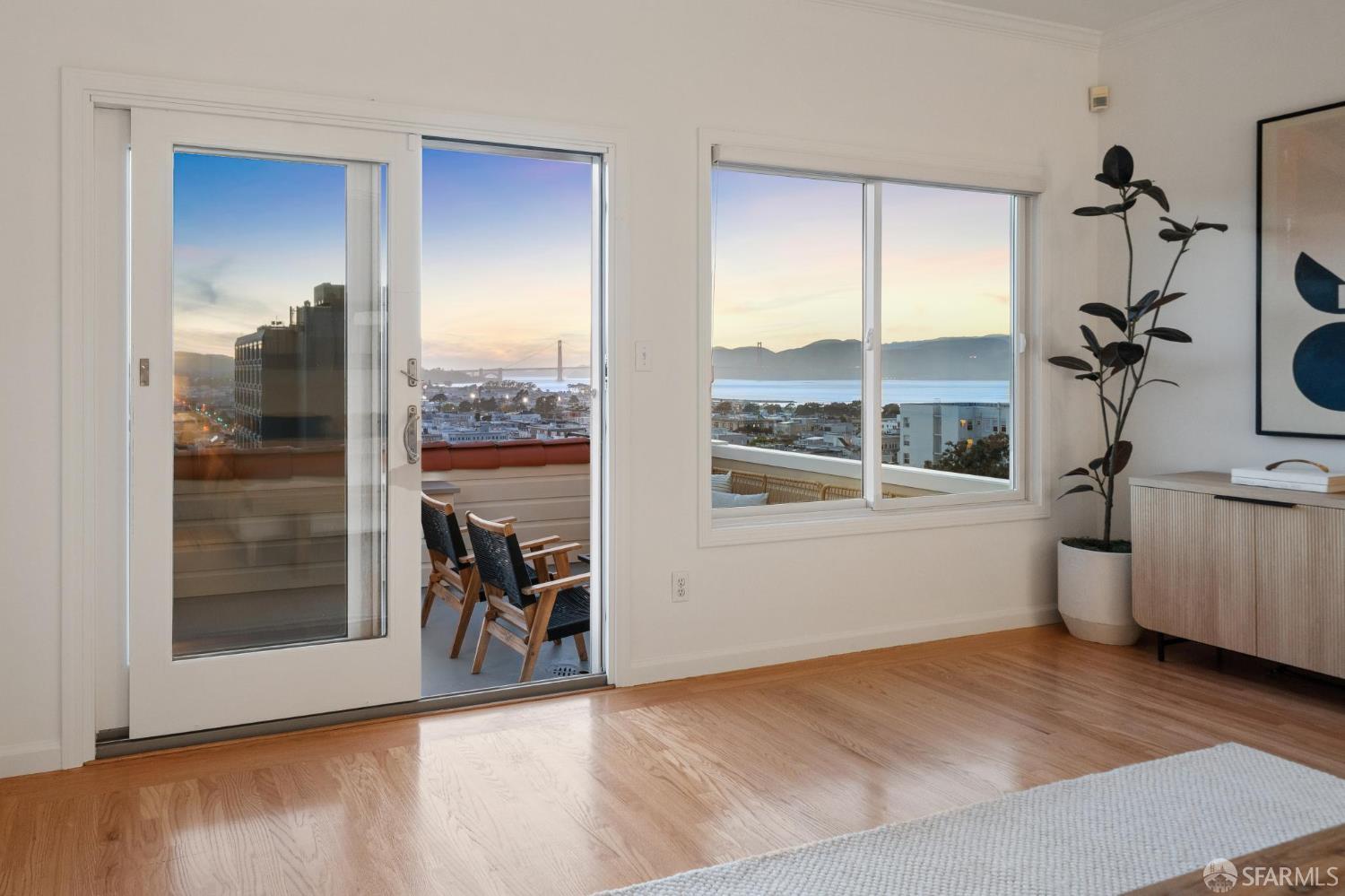 Detail Gallery Image 64 of 72 For 33 Grenard Ter, San Francisco,  CA 94109 - 3 Beds | 2/1 Baths