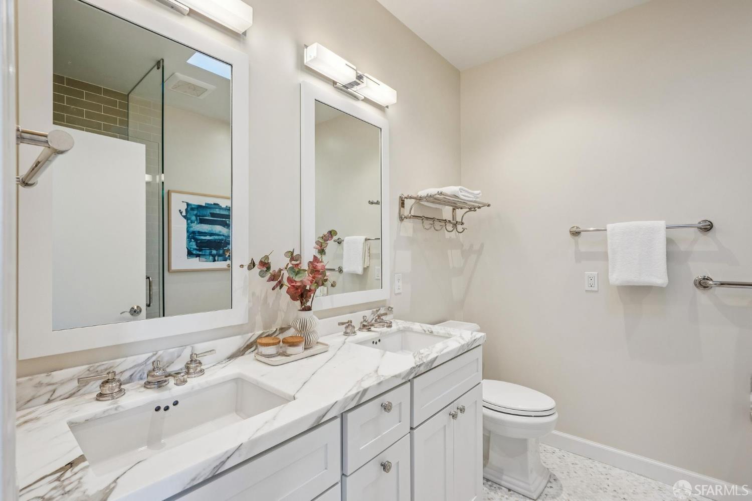 Detail Gallery Image 42 of 72 For 33 Grenard Ter, San Francisco,  CA 94109 - 3 Beds | 2/1 Baths