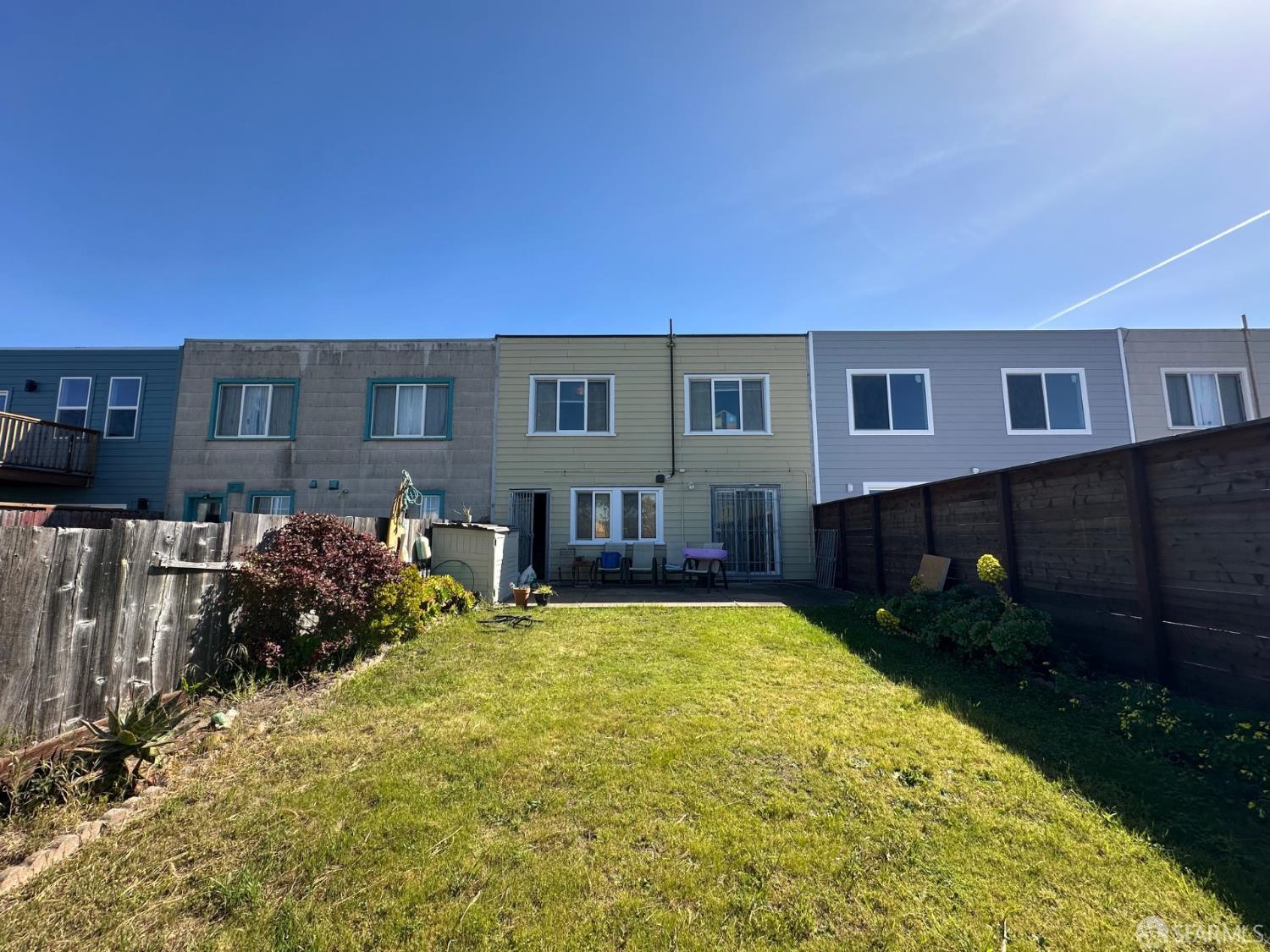 Detail Gallery Image 5 of 8 For 2063 42nd Ave, San Francisco,  CA 94116 - 4 Beds | 2/1 Baths