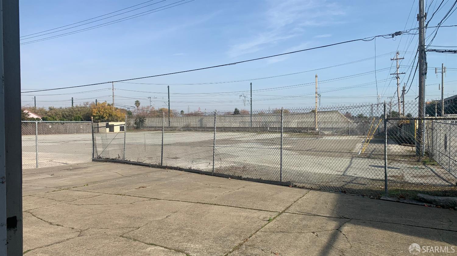 Detail Gallery Image 11 of 16 For 186 El Camino Real, Millbrae,  CA 94030 - – Beds | – Baths