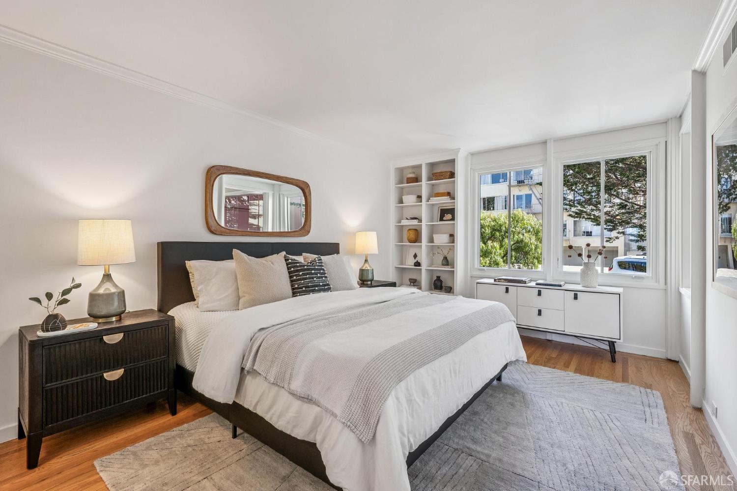 Detail Gallery Image 26 of 72 For 33 Grenard Ter, San Francisco,  CA 94109 - 3 Beds | 2/1 Baths