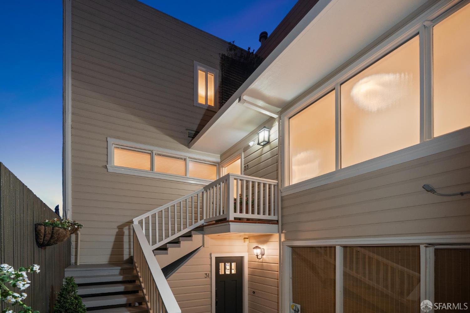 Detail Gallery Image 52 of 72 For 33 Grenard Ter, San Francisco,  CA 94109 - 3 Beds | 2/1 Baths