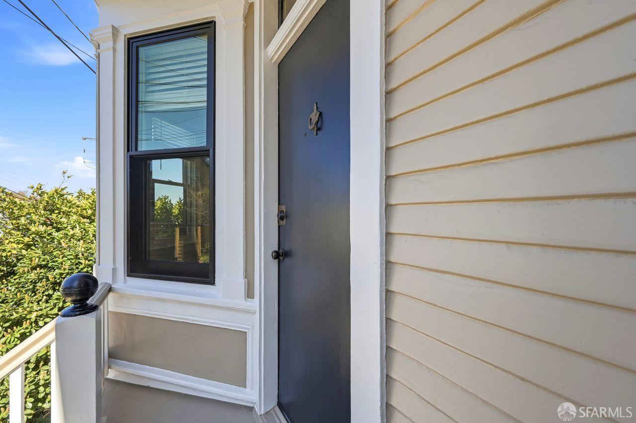 Detail Gallery Image 7 of 49 For 1529 Hampshire St, San Francisco,  CA 94110 - 3 Beds | 1/1 Baths