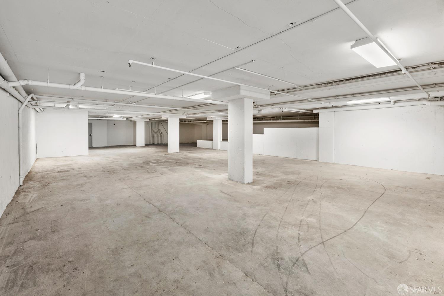 Detail Gallery Image 5 of 12 For 566 S Van Ness Ave Comm1,  San Francisco,  CA 94110 - – Beds | – Baths