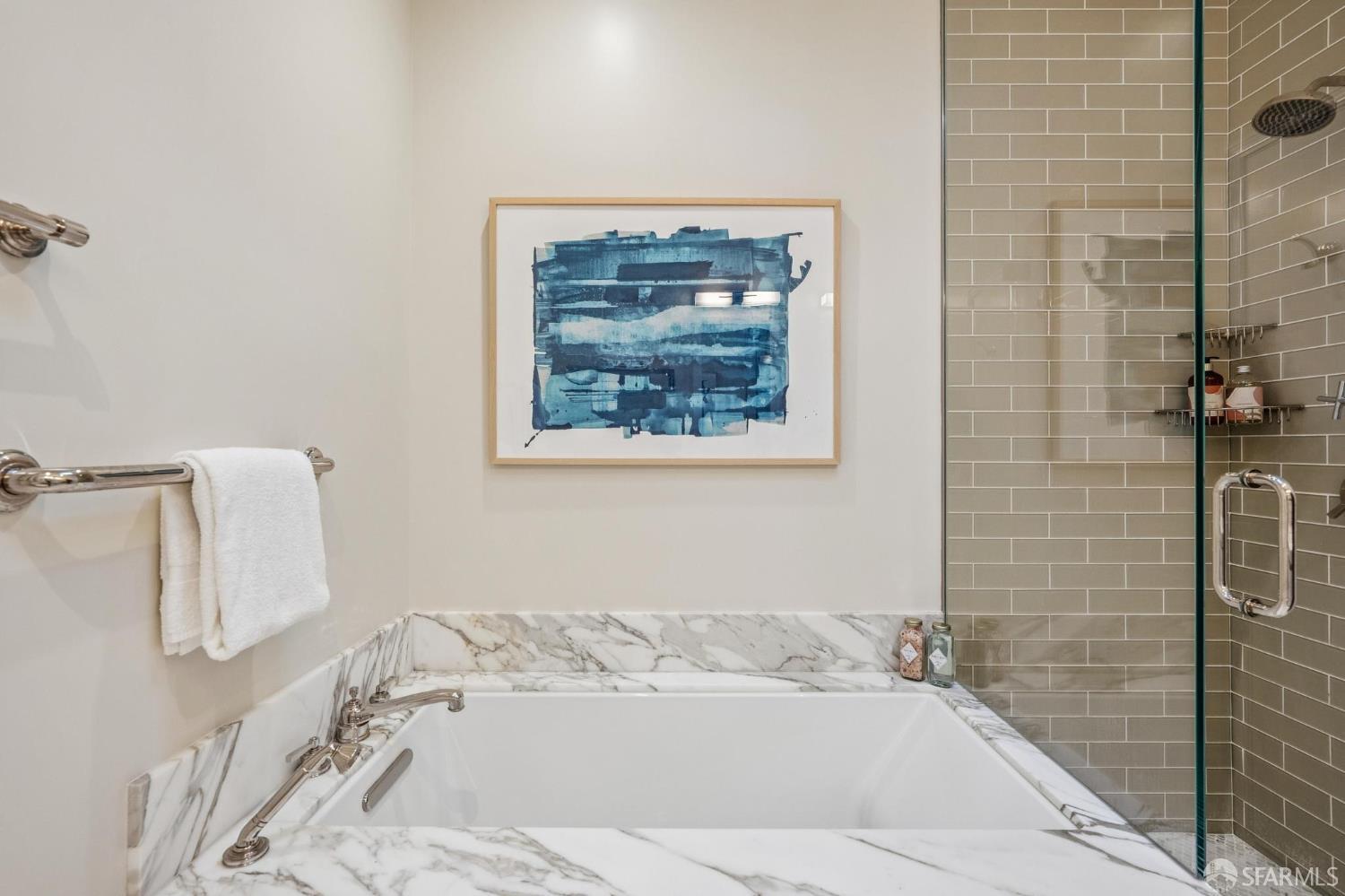 Detail Gallery Image 44 of 72 For 33 Grenard Ter, San Francisco,  CA 94109 - 3 Beds | 2/1 Baths