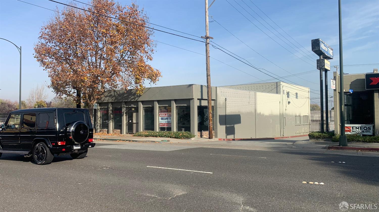 Detail Gallery Image 14 of 16 For 186 El Camino Real, Millbrae,  CA 94030 - – Beds | – Baths