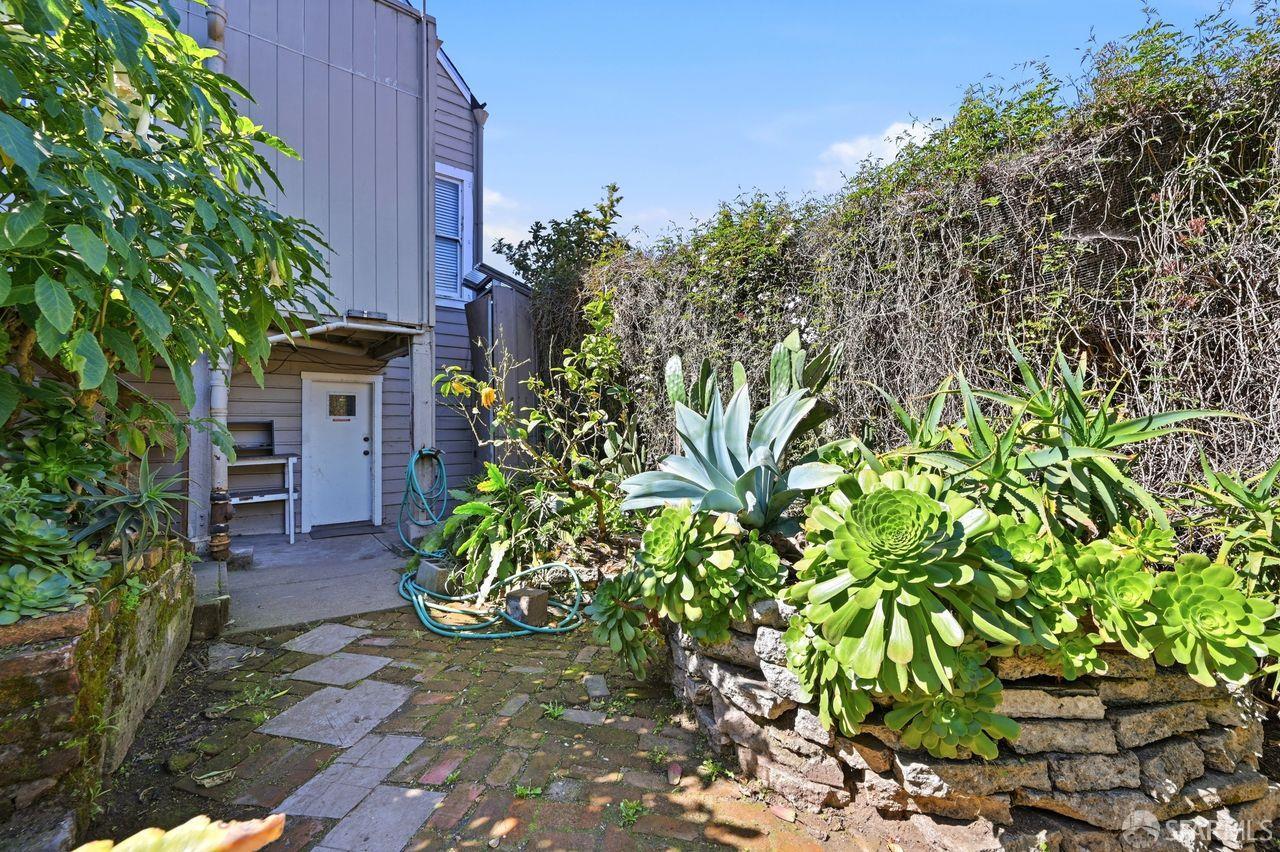 Detail Gallery Image 41 of 49 For 1529 Hampshire St, San Francisco,  CA 94110 - 3 Beds | 1/1 Baths