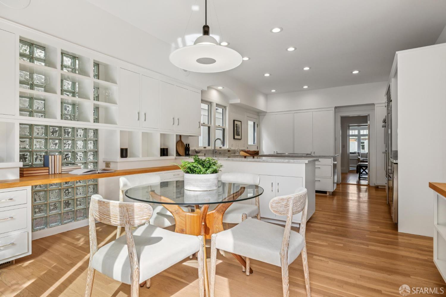 Detail Gallery Image 25 of 62 For 29 West Clay St, San Francisco,  CA 94121 - 5 Beds | 3/1 Baths