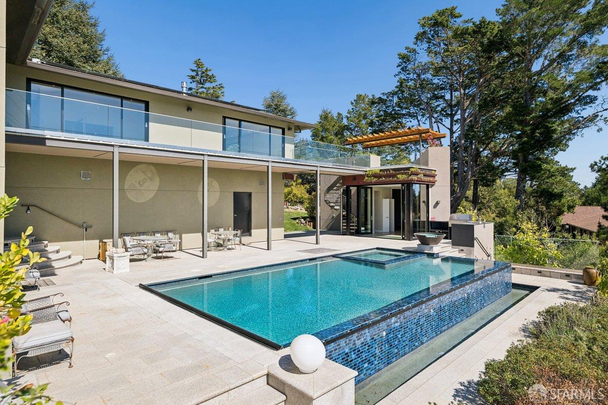 Detail Gallery Image 88 of 95 For 1435 Lakeview Dr, Hillsborough,  CA 94010 - 6 Beds | 5/1 Baths