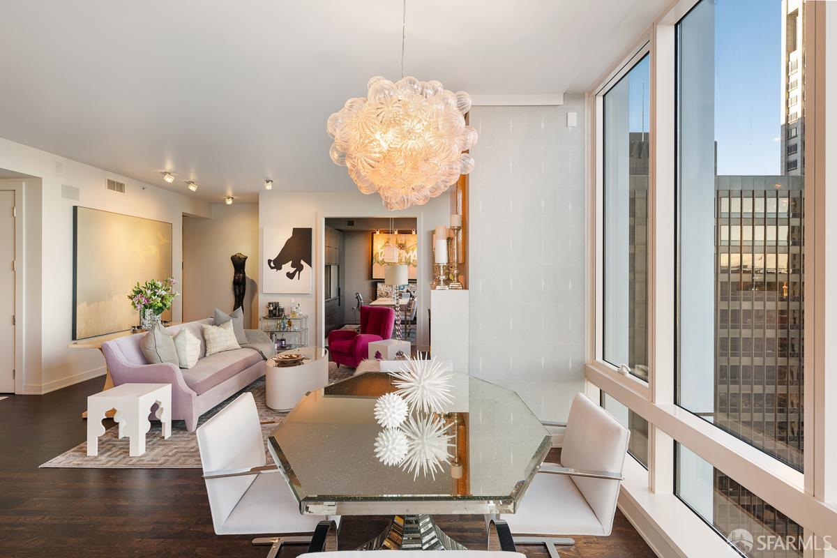 Photo #7: 426112313 Listing: Photo #7