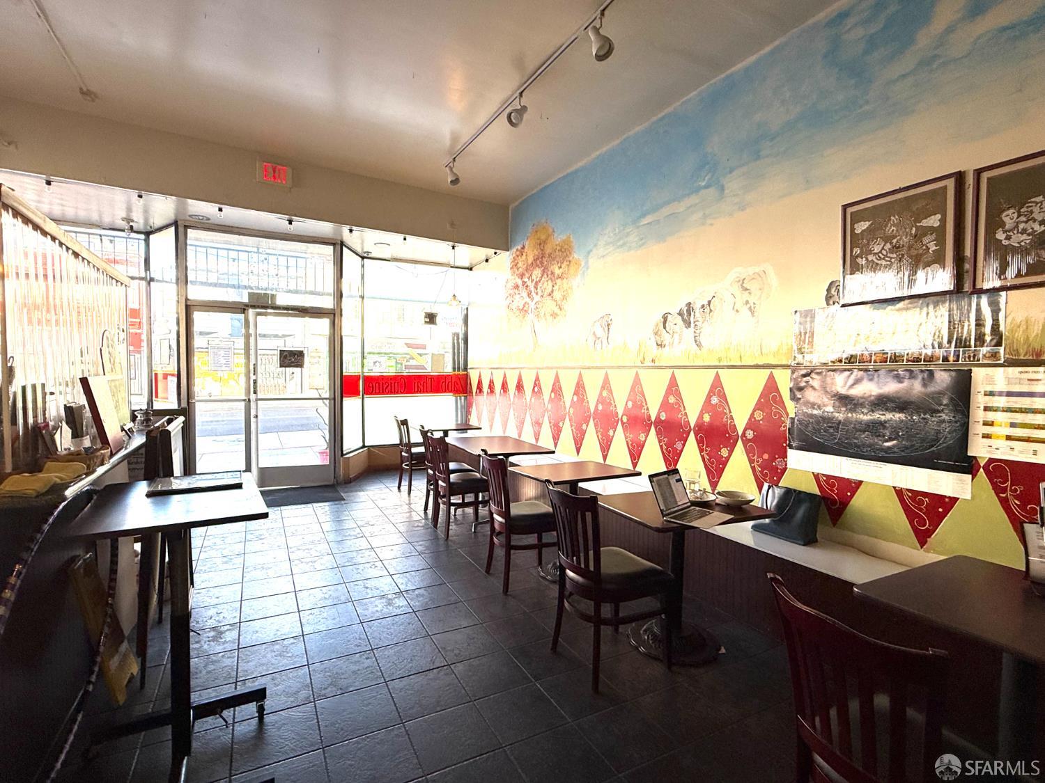 Detail Gallery Image 4 of 42 For 4440 Mission St, San Francisco,  CA 94112 - – Beds | – Baths