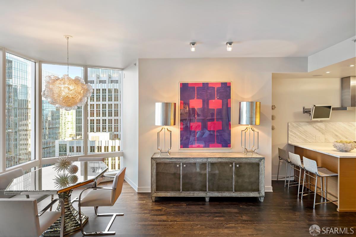 Photo #8: 426112313 Listing: Photo #8