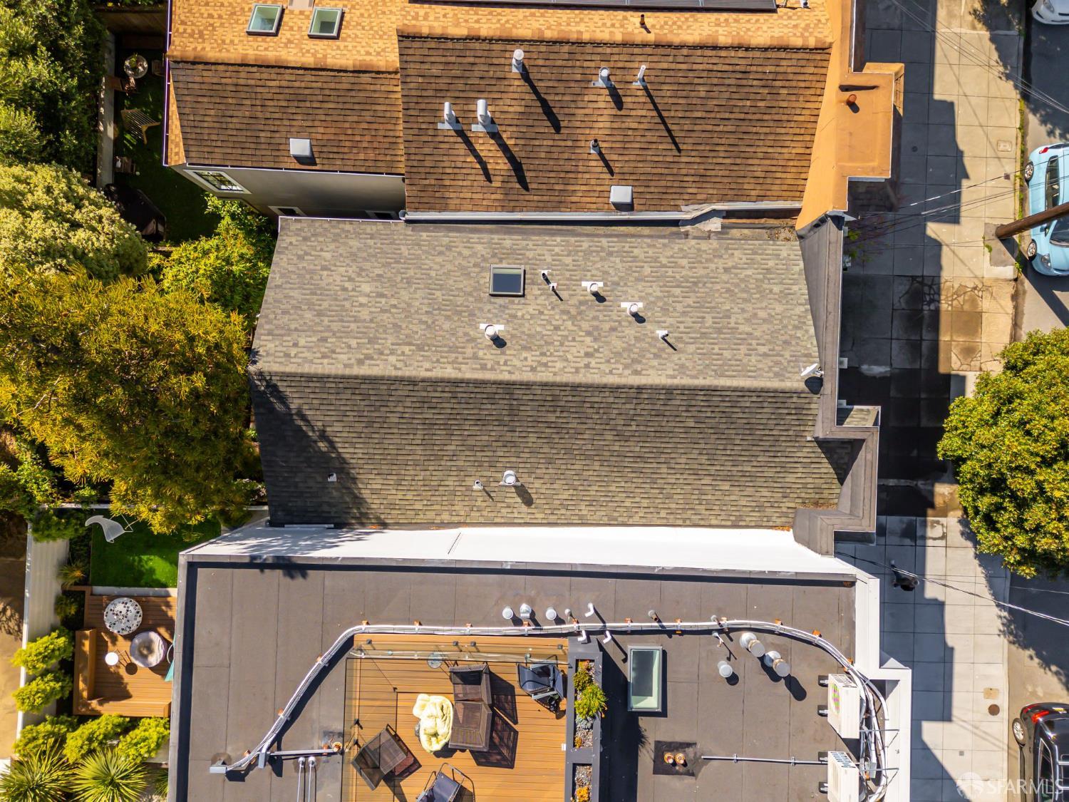 Detail Gallery Image 34 of 36 For 1375 Sanchez St, San Francisco,  CA 94131 - 3 Beds | 2 Baths