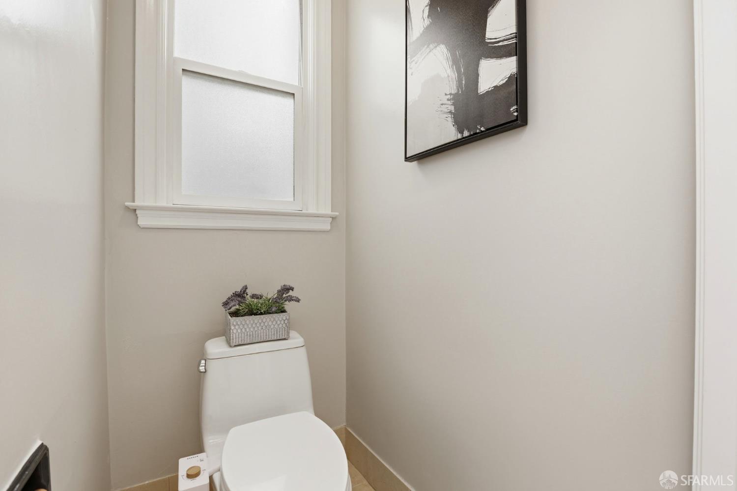 Detail Gallery Image 30 of 38 For 1826 Judah St, San Francisco,  CA 94122 - 2 Beds | 1 Baths