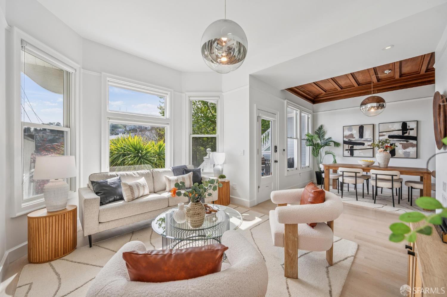 Photo #3: 426104533 Listing: Photo #3