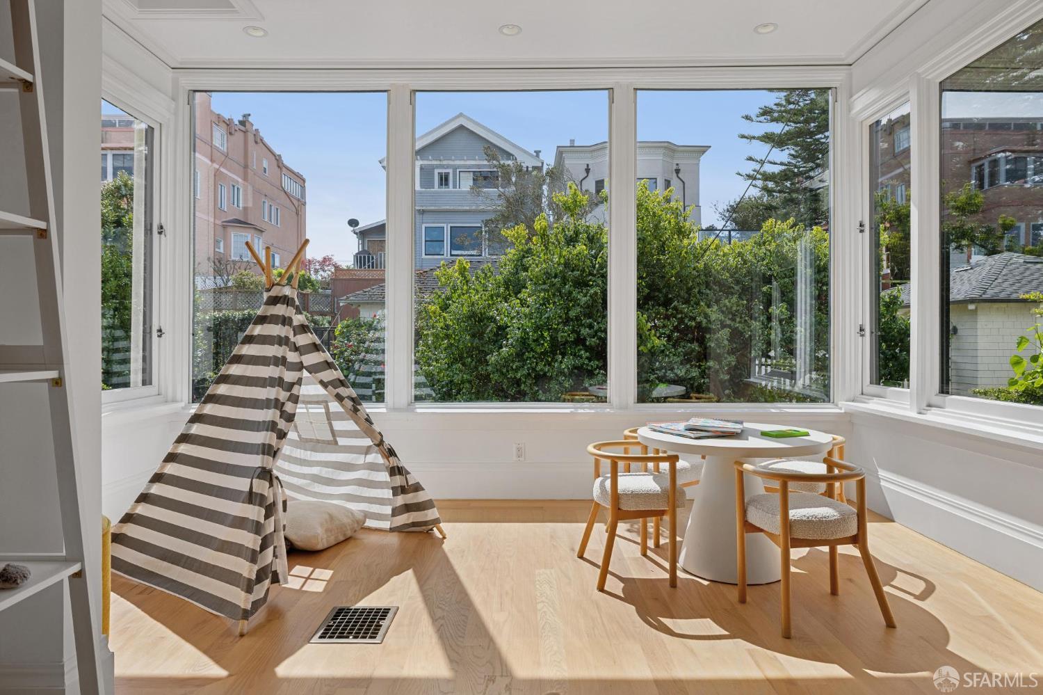 Detail Gallery Image 41 of 62 For 29 West Clay St, San Francisco,  CA 94121 - 5 Beds | 3/1 Baths