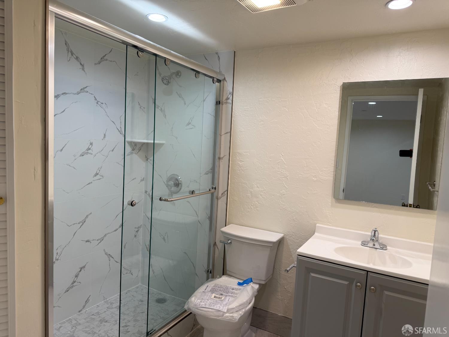 Detail Gallery Image 19 of 23 For 258 Dorland St #7,  San Francisco,  CA 94114 - 2 Beds | 2 Baths