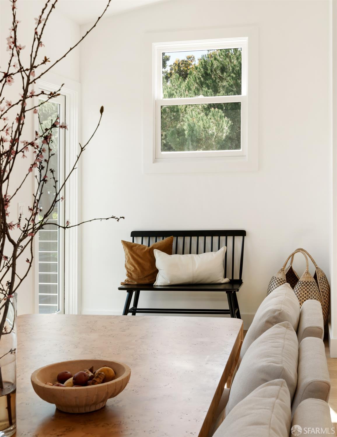 Detail Gallery Image 6 of 39 For 25 Brompton Ave, San Francisco,  CA 94131 - 4 Beds | 4/1 Baths