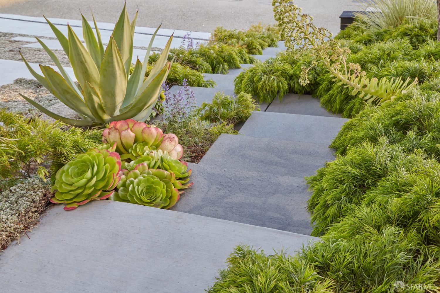 Detail Gallery Image 32 of 32 For 169 Amber Dr, San Francisco,  CA 94131 - 4 Beds | 3/1 Baths