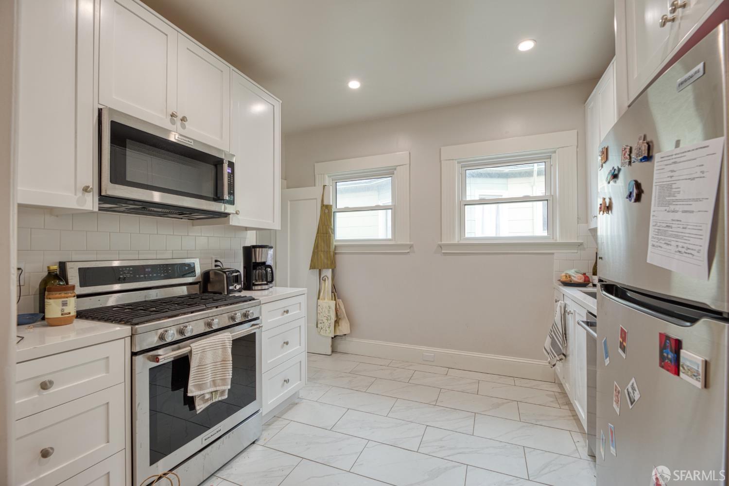 Detail Gallery Image 7 of 16 For 41 Palm Ave, San Francisco,  CA 94118 - – Beds | – Baths