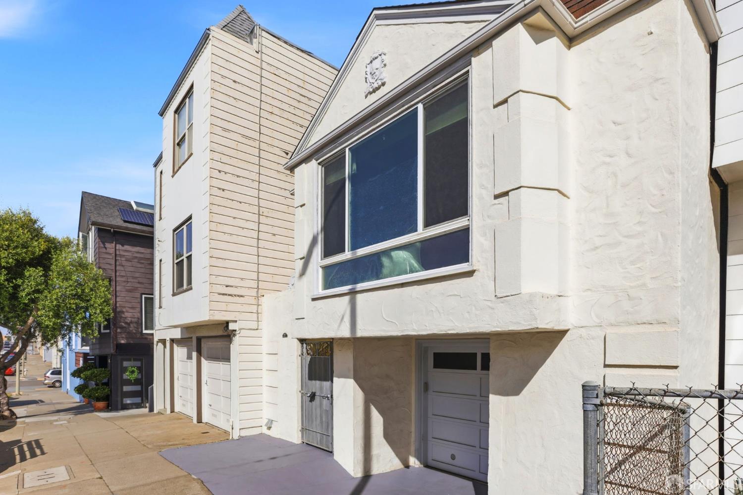 Detail Gallery Image 2 of 38 For 1826 Judah St, San Francisco,  CA 94122 - 2 Beds | 1 Baths