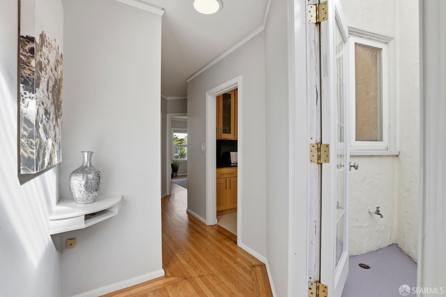 Detail Gallery Image 7 of 38 For 1826 Judah St, San Francisco,  CA 94122 - 2 Beds | 1 Baths