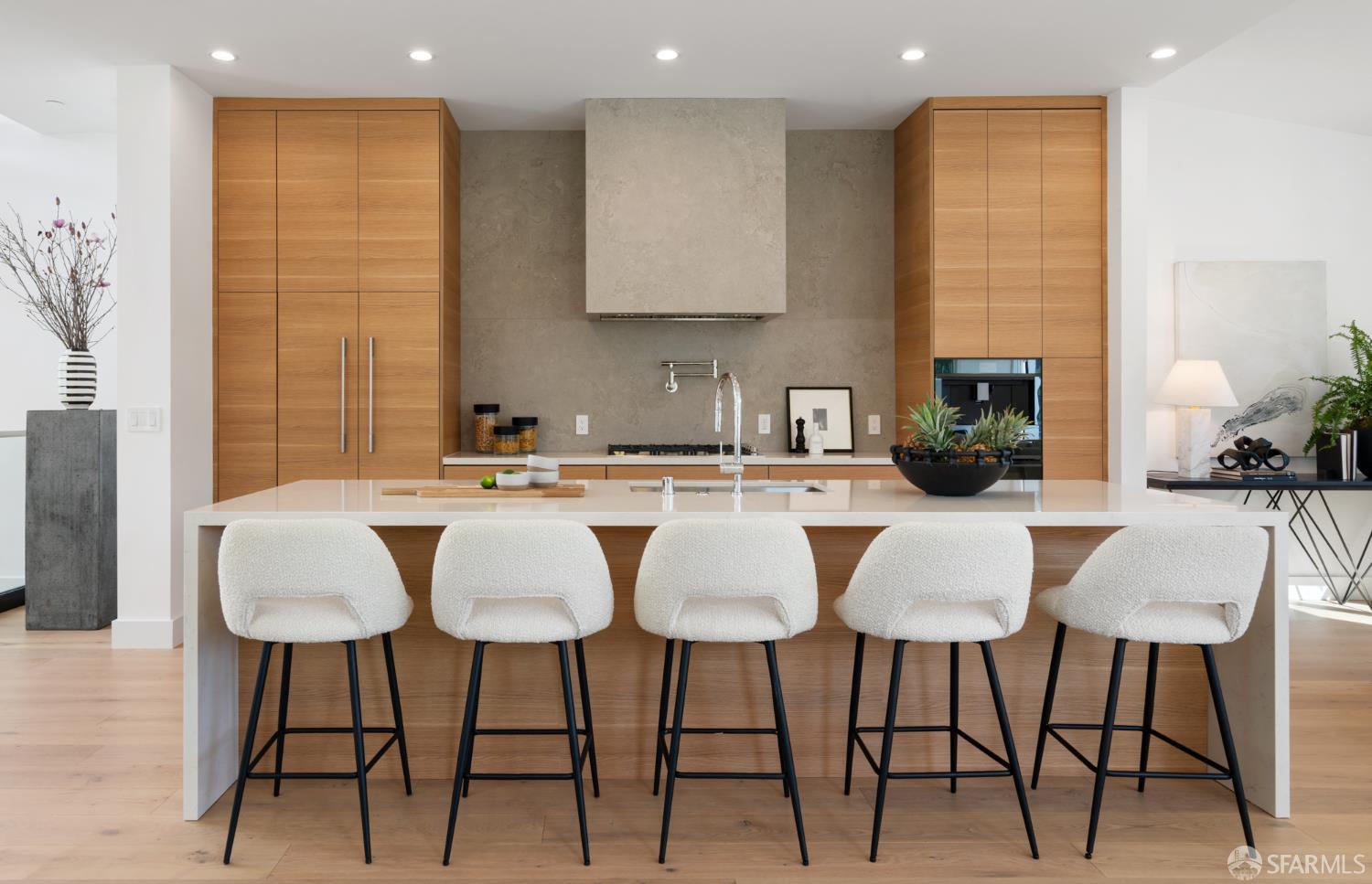 Detail Gallery Image 7 of 39 For 25 Brompton Ave, San Francisco,  CA 94131 - 4 Beds | 4/1 Baths