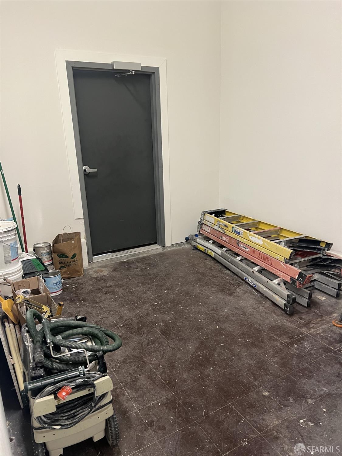 Detail Gallery Image 9 of 11 For 5842 Geary Blvd, San Francisco,  CA 94123 - – Beds | – Baths