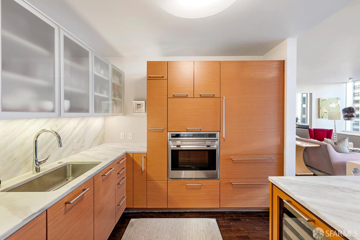 Photo #11: 426112313 Listing: Photo #11