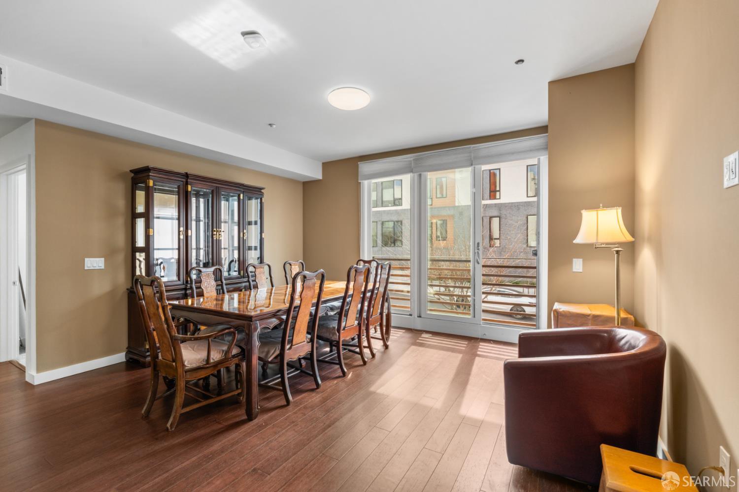 Detail Gallery Image 5 of 29 For 50 Jerrold Ave #214,  San Francisco,  CA 94124 - 2 Beds | 2 Baths