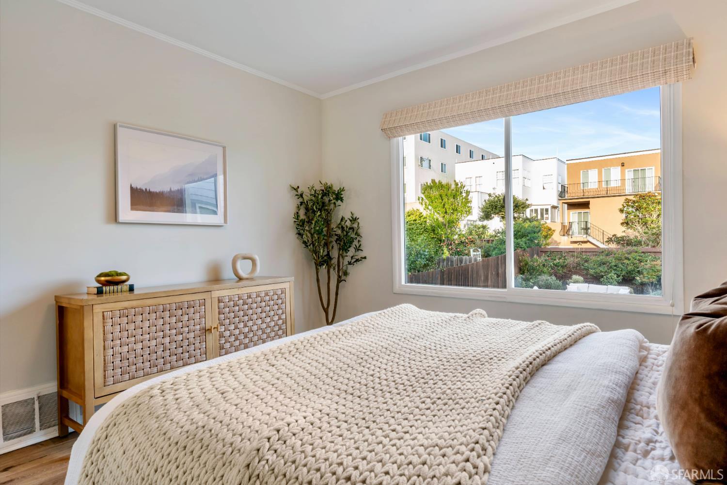 Photo #17: 426109472 Listing: Photo #17