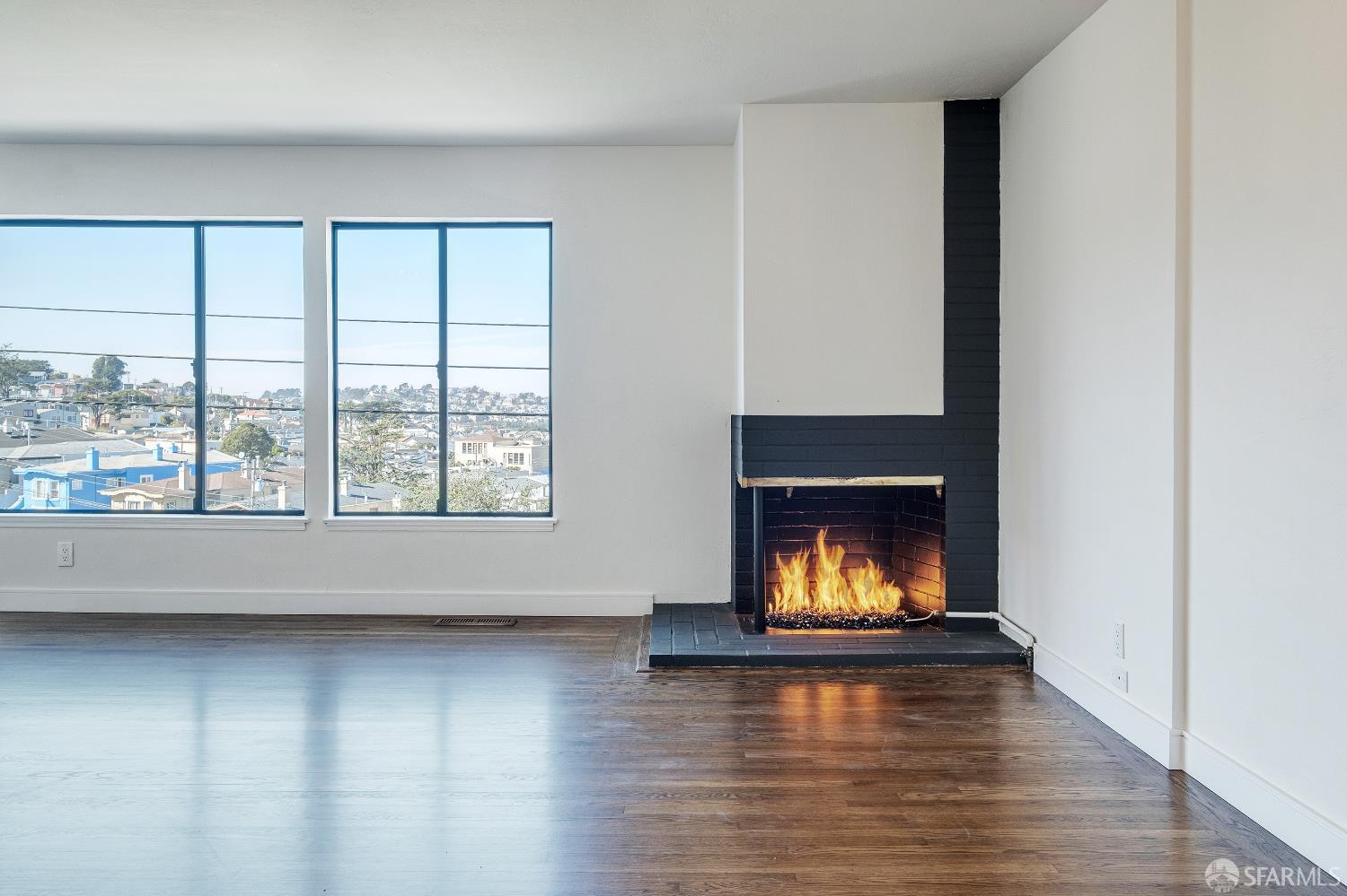 Detail Gallery Image 31 of 35 For 97 Canyon Dr, San Francisco,  CA 94112 - 4 Beds | 2/3 Baths