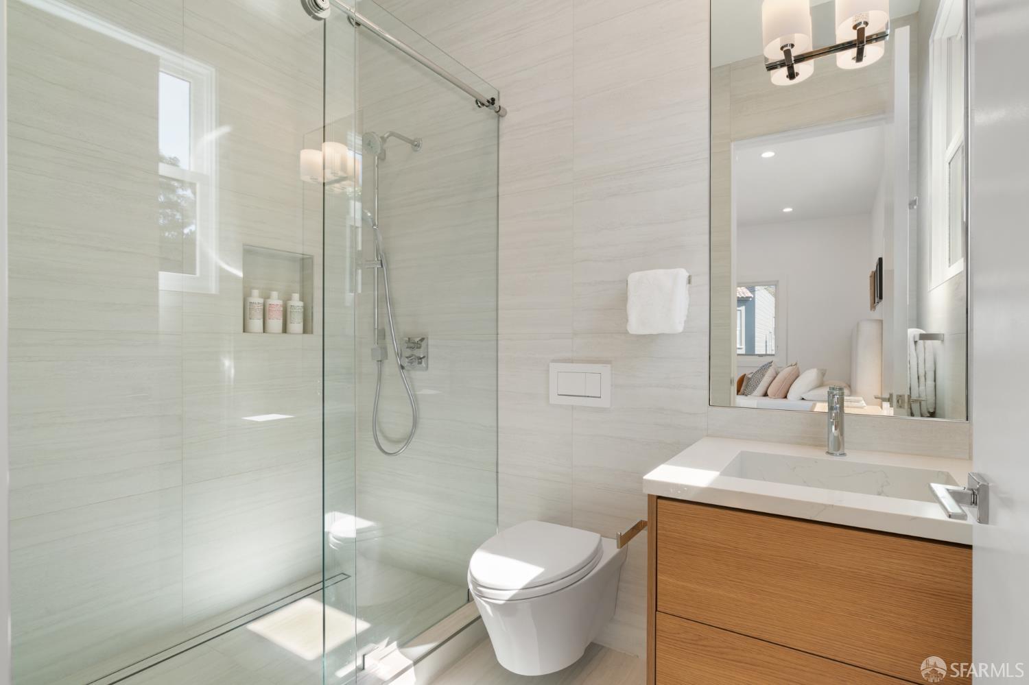 Detail Gallery Image 23 of 39 For 25 Brompton Ave, San Francisco,  CA 94131 - 4 Beds | 4/1 Baths