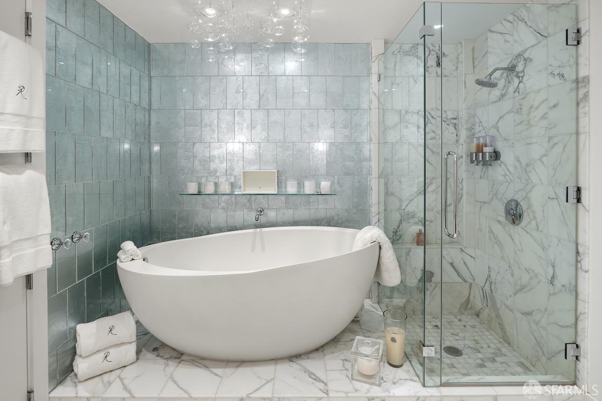 Photo #22: 426112313 Listing: Photo #22