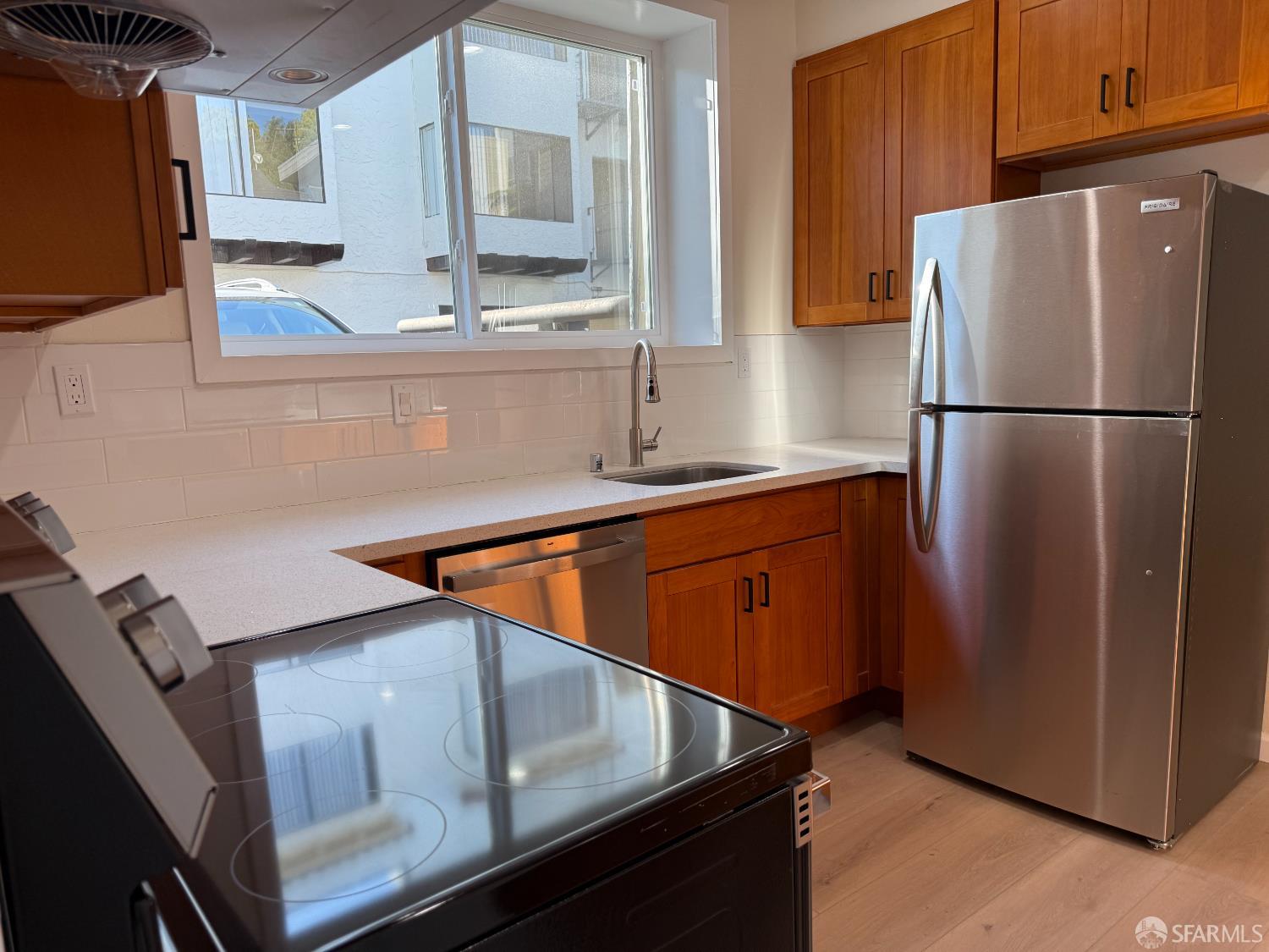 Detail Gallery Image 11 of 23 For 258 Dorland St #7,  San Francisco,  CA 94114 - 2 Beds | 2 Baths
