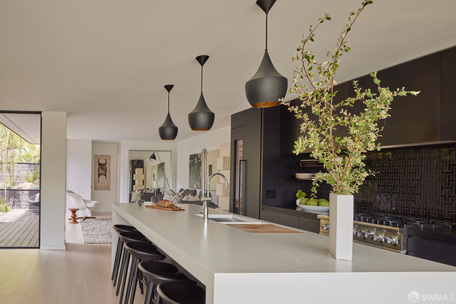 Detail Gallery Image 12 of 32 For 169 Amber Dr, San Francisco,  CA 94131 - 4 Beds | 3/1 Baths