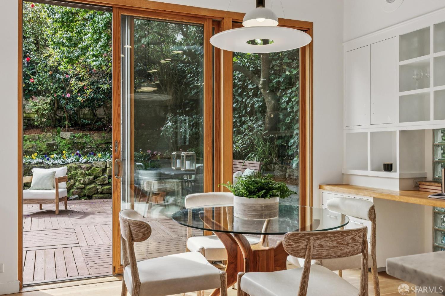 Detail Gallery Image 26 of 62 For 29 West Clay St, San Francisco,  CA 94121 - 5 Beds | 3/1 Baths