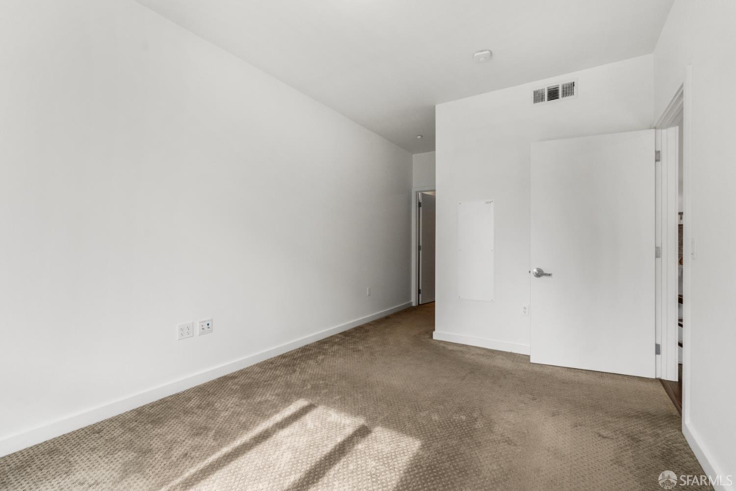 Detail Gallery Image 16 of 29 For 50 Jerrold Ave #214,  San Francisco,  CA 94124 - 2 Beds | 2 Baths