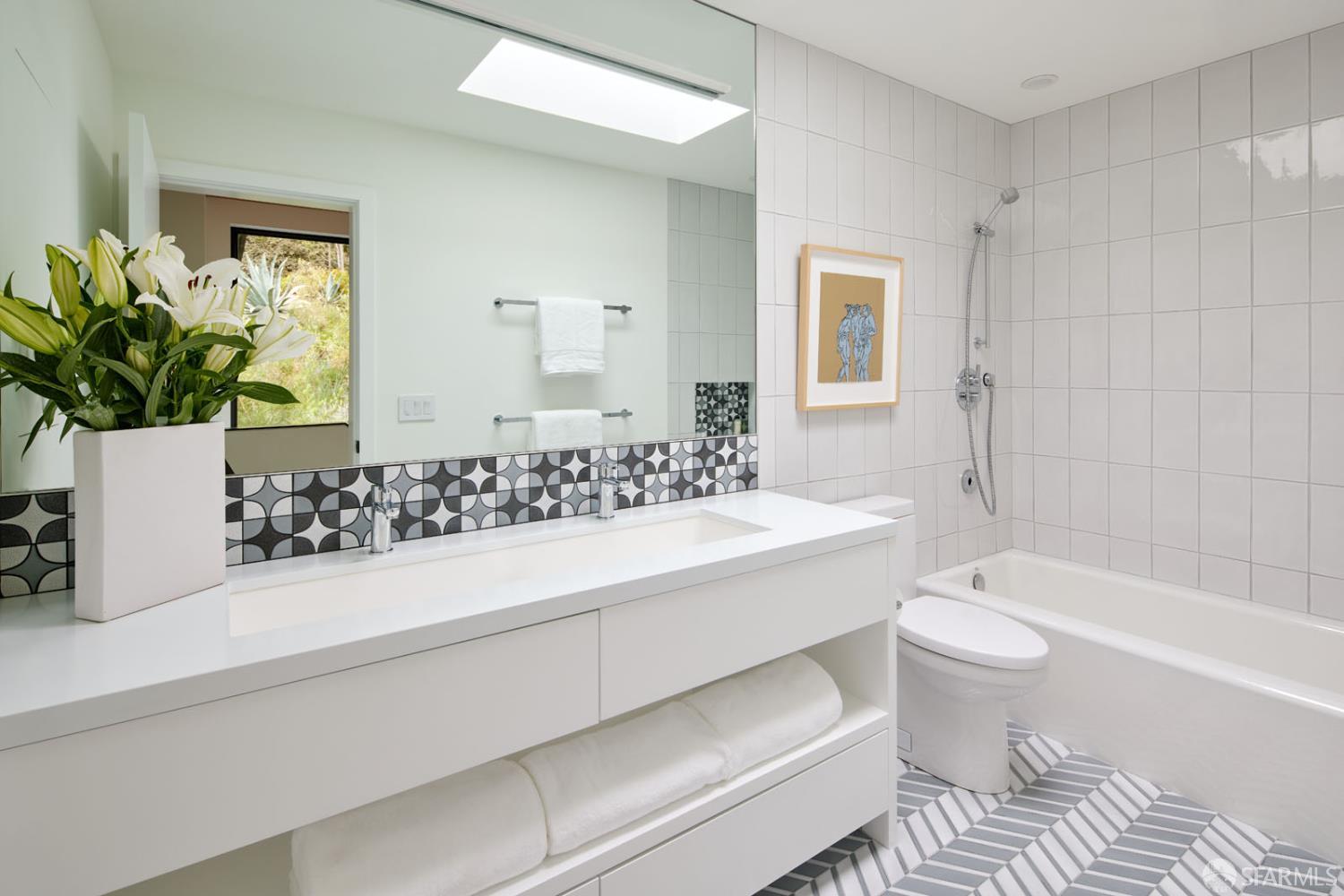 Detail Gallery Image 28 of 32 For 169 Amber Dr, San Francisco,  CA 94131 - 4 Beds | 3/1 Baths