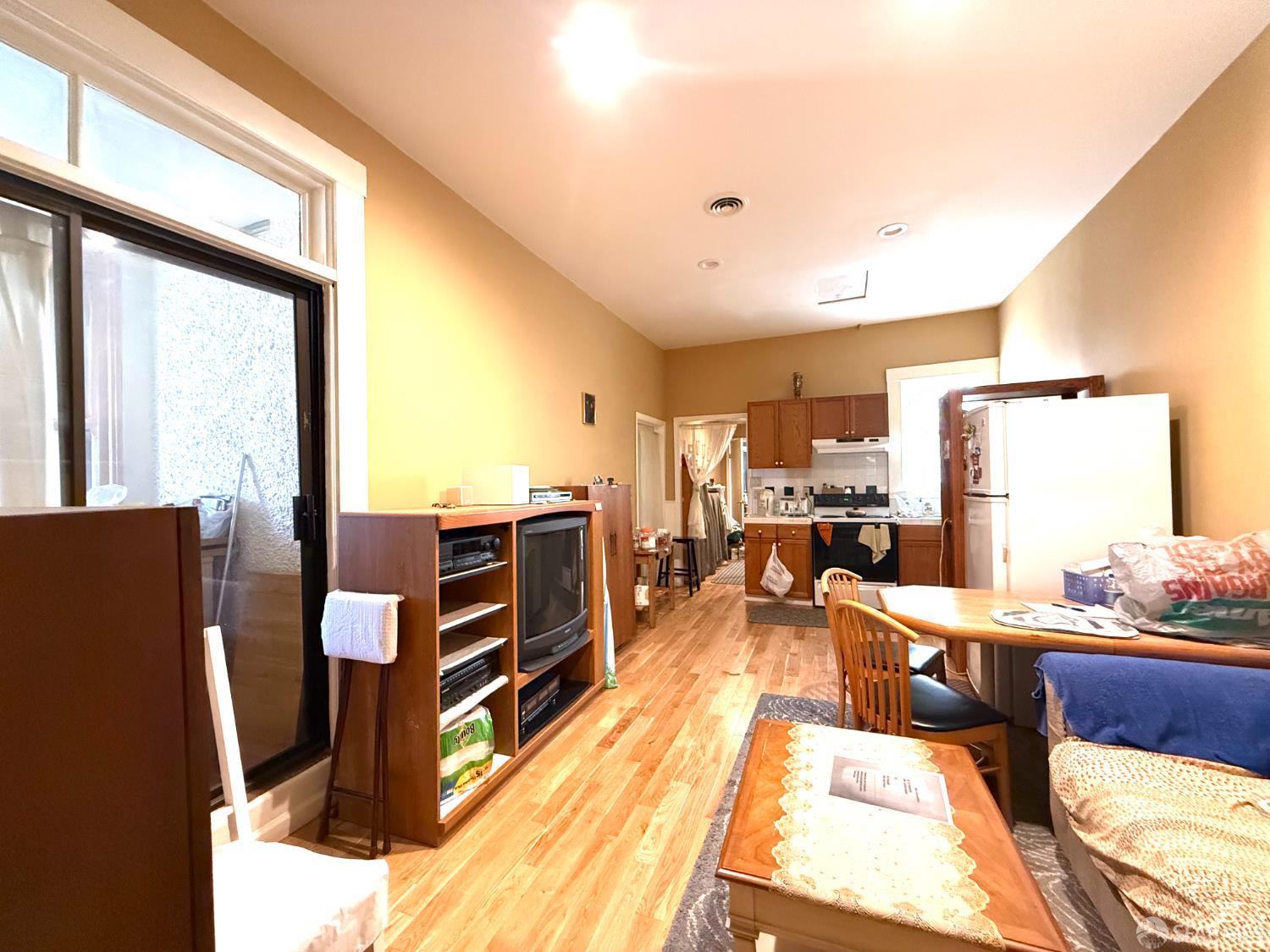 Detail Gallery Image 11 of 42 For 4440 Mission St, San Francisco,  CA 94112 - – Beds | – Baths