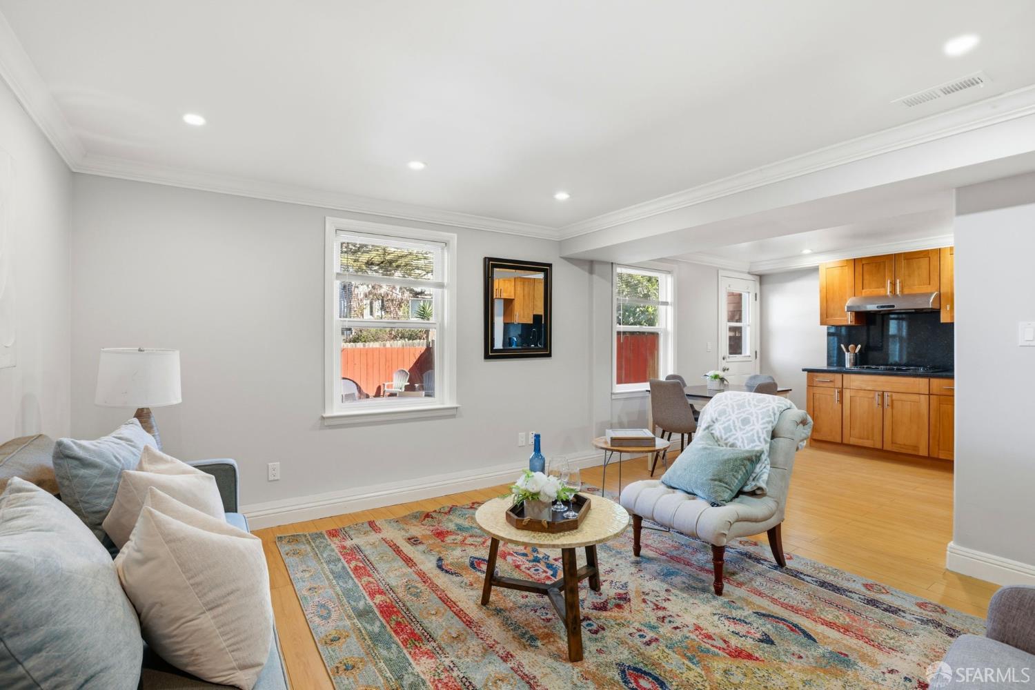 Detail Gallery Image 12 of 38 For 1826 Judah St, San Francisco,  CA 94122 - 2 Beds | 1 Baths