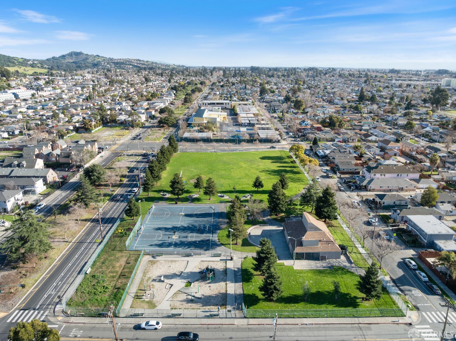 Detail Gallery Image 30 of 30 For 1931 98th Ave, Oakland,  CA 94603 - 3 Beds | 1 Baths