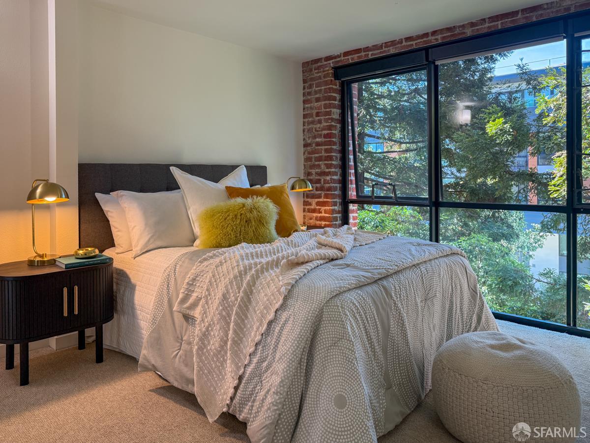 Photo #3: 426107105 Listing: Photo #3